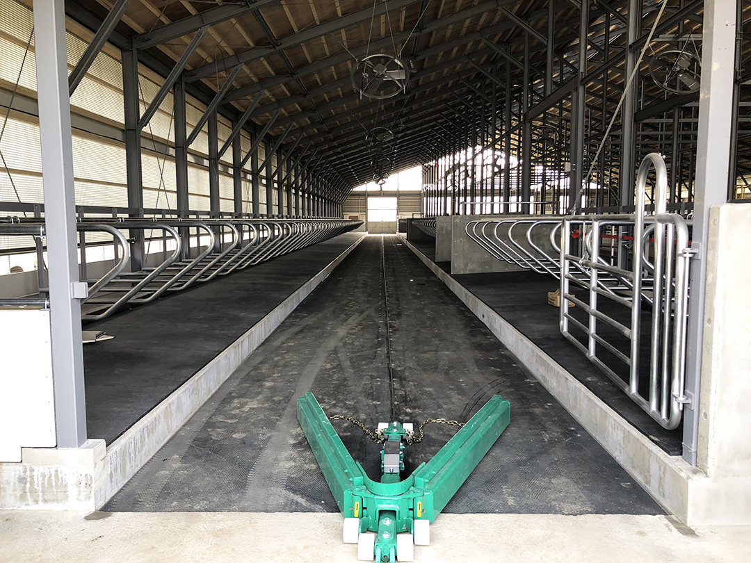 （紋別市）酪農牧場 畜舎建設工事8