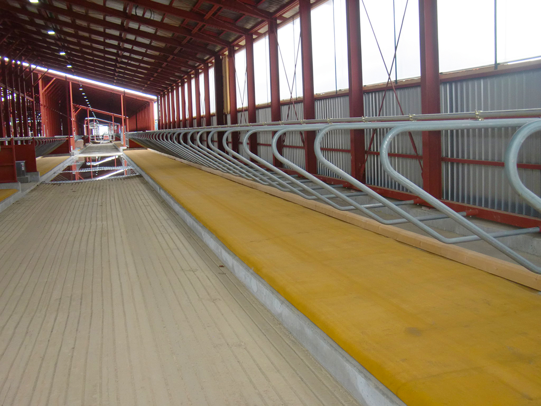 （浦幌町）酪農牧場 畜舎建設工事2