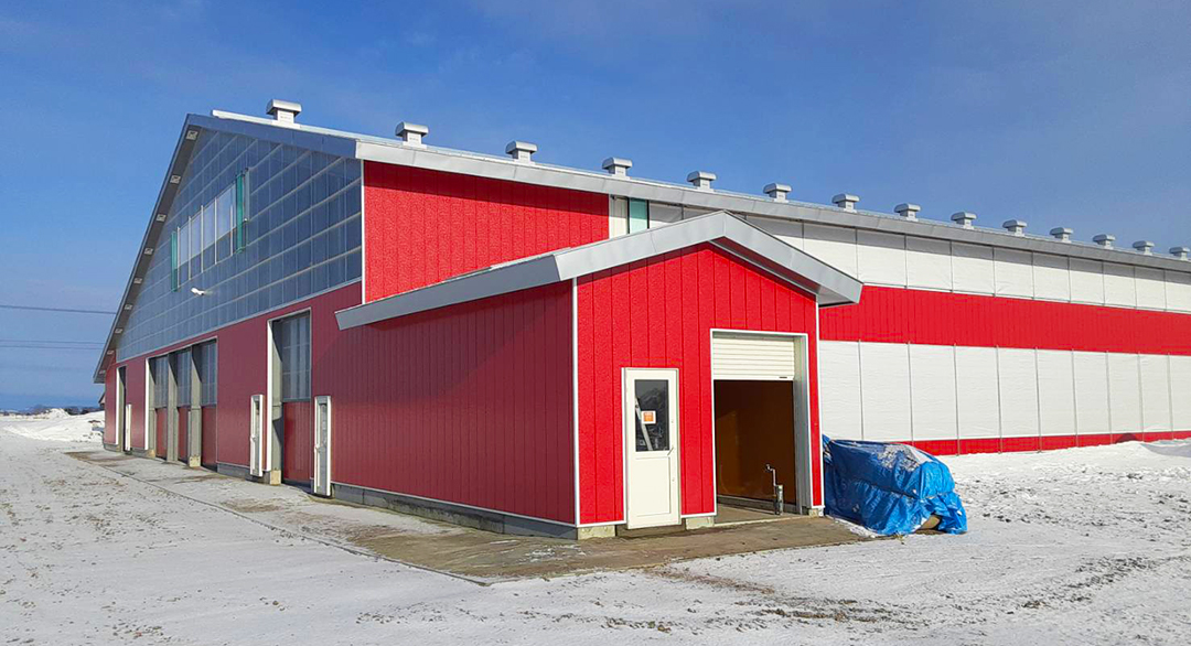 （湧別町）酪農牧場 畜舎建設工事2