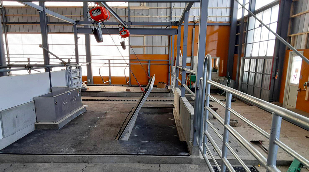 （湧別町）酪農牧場 畜舎建設工事4